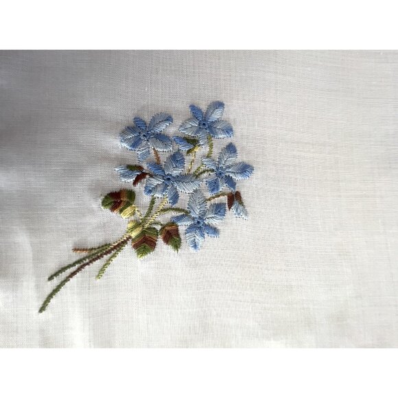 Vtg Lady Heritage 3 Embroidered Cotton Handkerchiefs Made in Switzerland Boxed - Picture 3 of 12